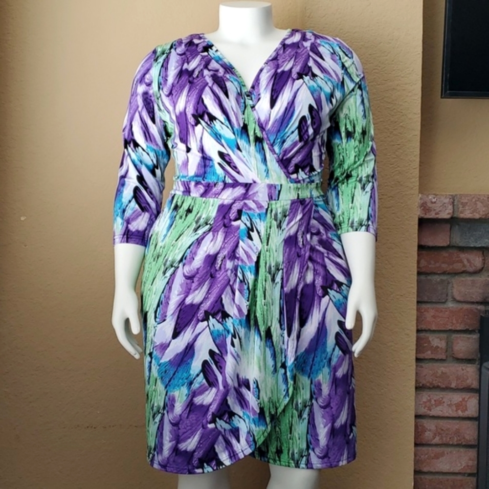 🆕️ THE PARAGON Colorful Abstract Print ¾ Sleeve Tulip Dress SIZE: XL